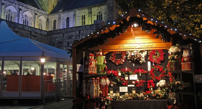 article thumb - Christmas market, Winchester 14
