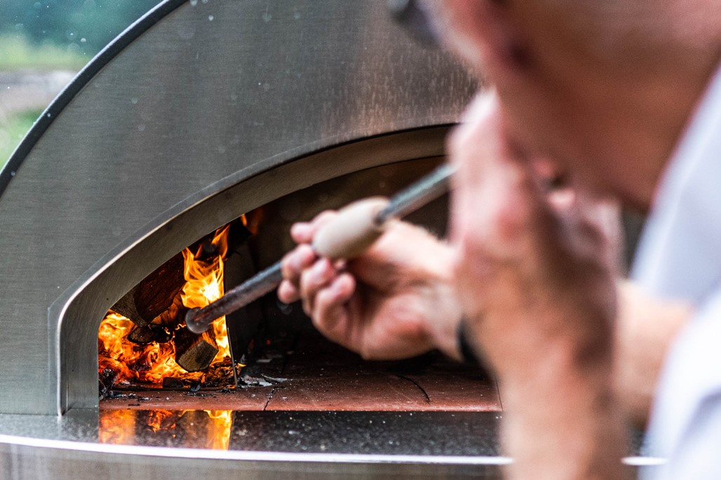 article thumb - Outdoor Wood Fired Entertaining