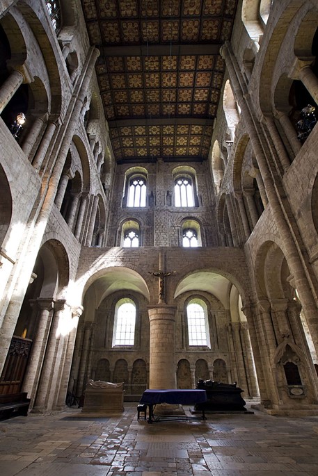 article thumb - North Transept at Winchester Cathedral