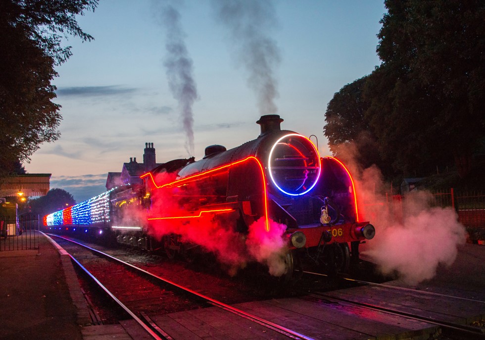 article thumb - Steam Illuminations at The Watercress Line