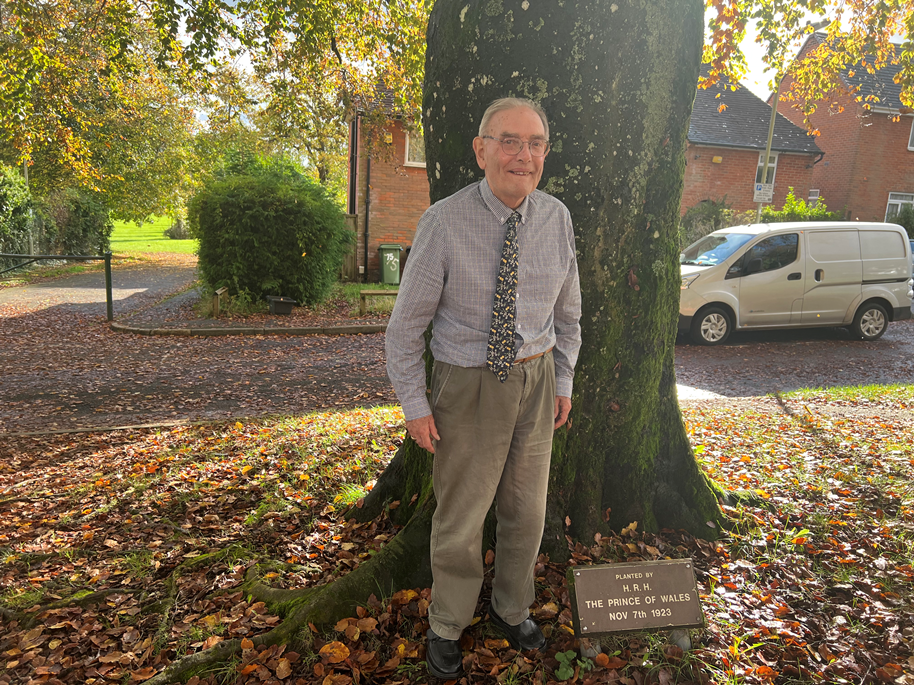 Mr Rod Youngman at the tree in Stanmore