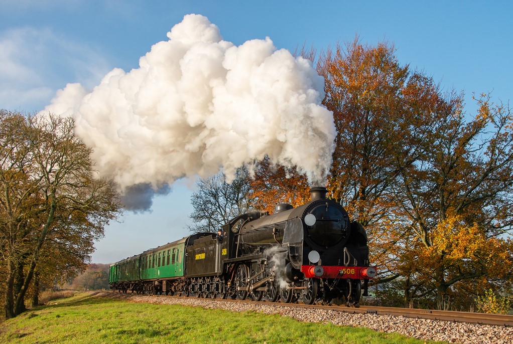 article thumb - 506 locomotive at The Watercress Line