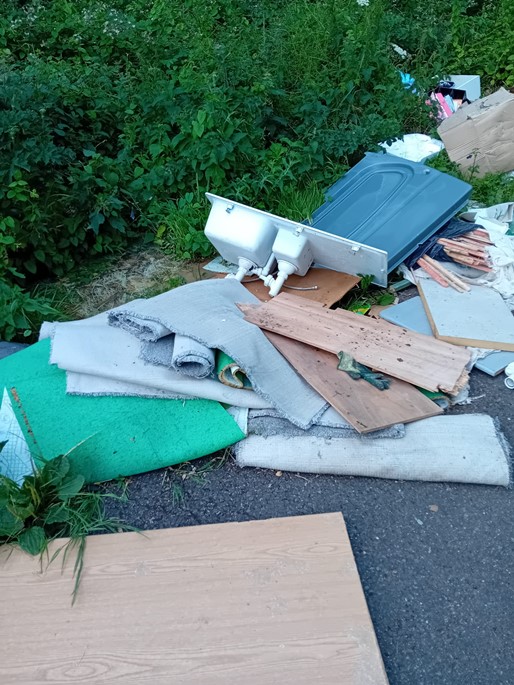 Denmead Sheepwash Lane fly-tip